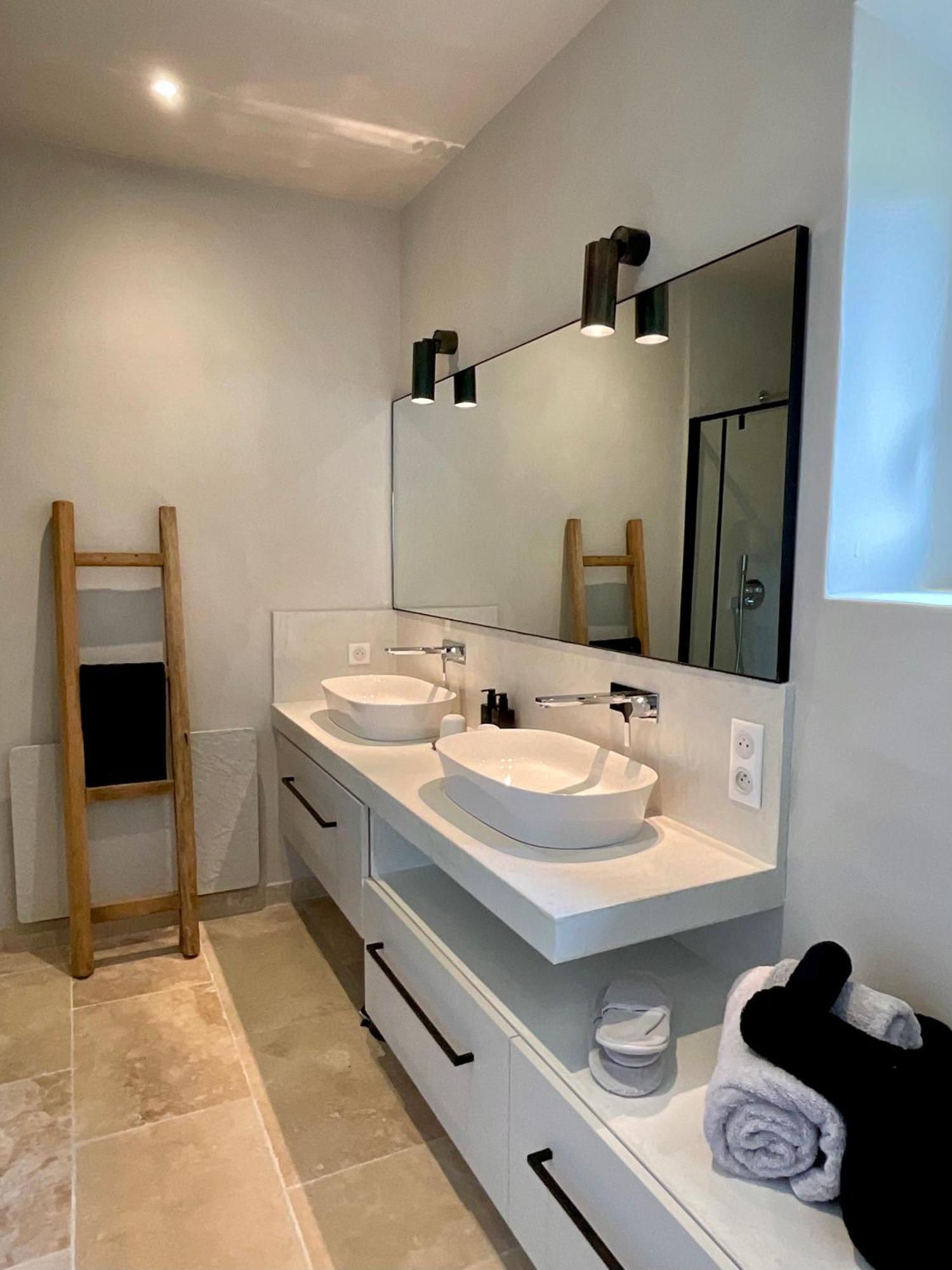 Provence Km28 Bed & Breakfast Gordes Bagian luar foto