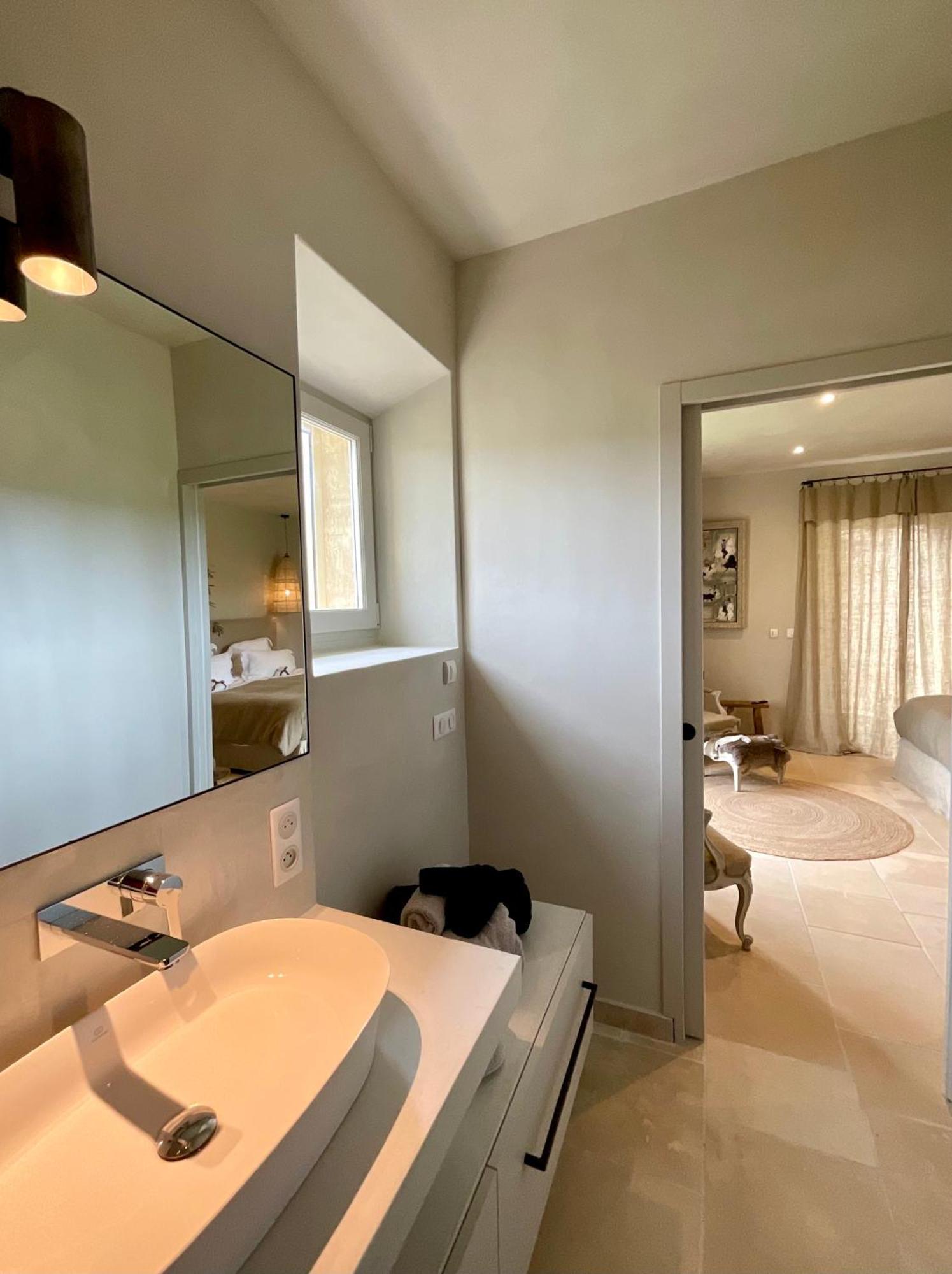 Provence Km28 Bed & Breakfast Gordes Bagian luar foto